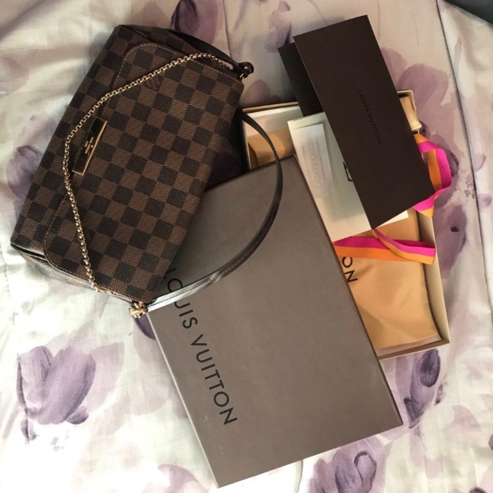 LV Authentic